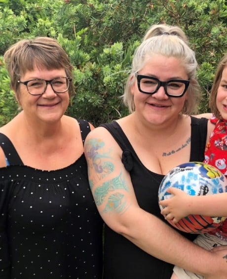 Uta, Julia healing through arts therapy