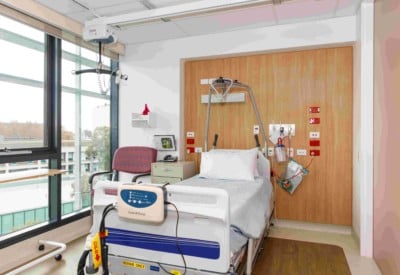 Palliative care bed