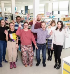 phil gregory and team happy in lab 2 580x390.jpg