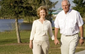 Senior people walking to reduce the risk of dementia
